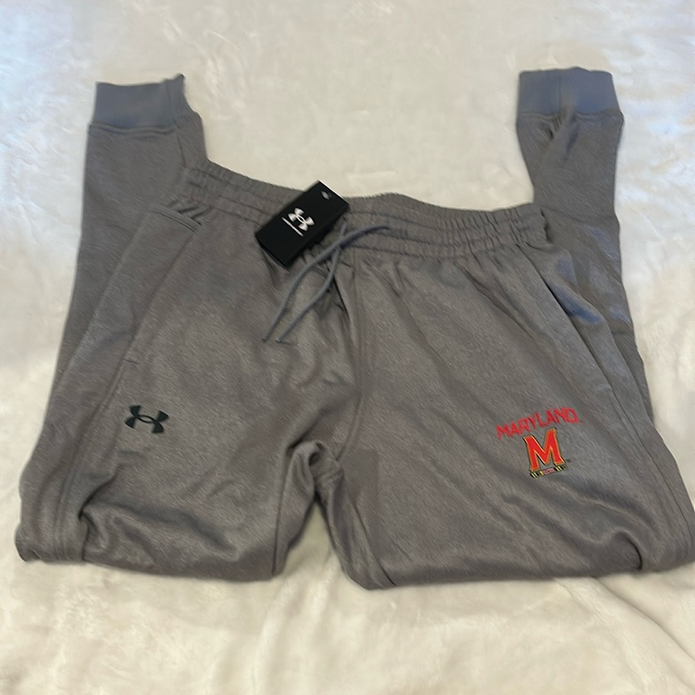 Under armour UMD sweat pants, L